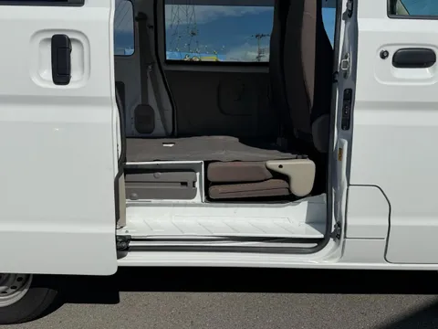 Nissan Clipper