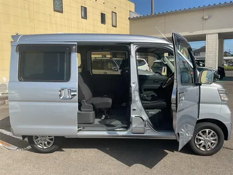 Subaru Sambar Van