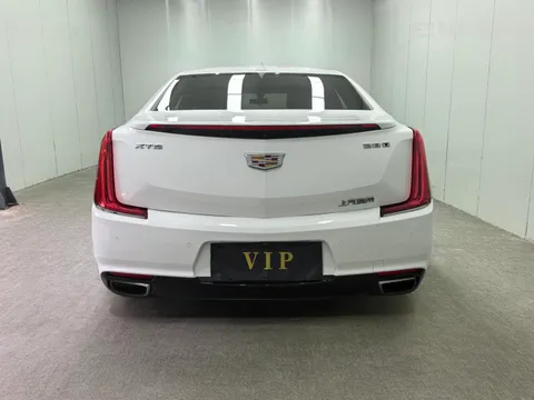 Cadillac XTS