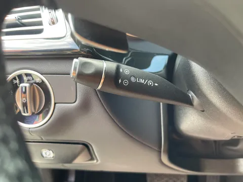 Mercedes-Benz Mercedes-Benz CLS