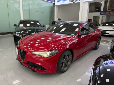 Alfa Romeo Giulia