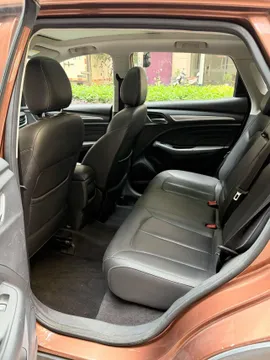 Roewe RX3