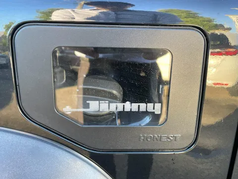 Suzuki Jimny Sierra