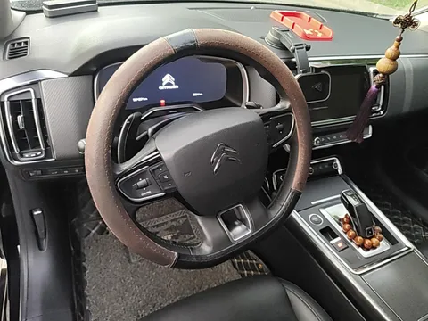 Citroen C6