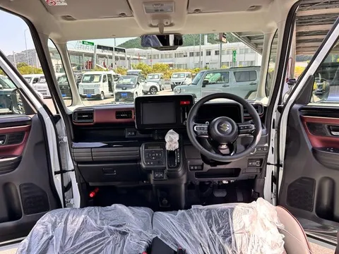 Suzuki Spacia Custom