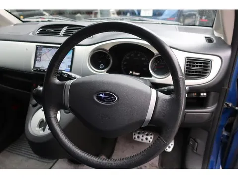 Subaru R2