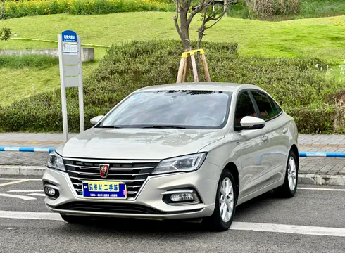 Roewe i5