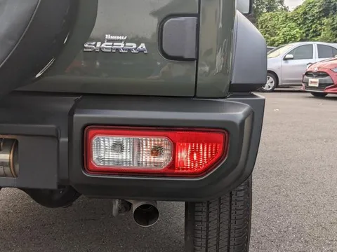 Suzuki Jimny Sierra
