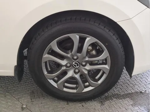 Mazda Mazda2 (Demio)