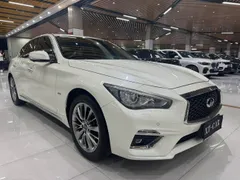 Infiniti Q50L