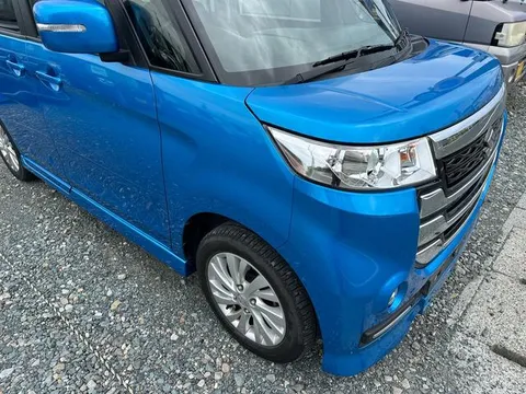 Suzuki Spacia Custom Z
