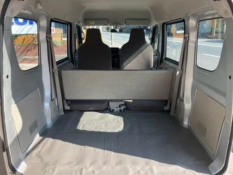 Mitsubishi Minicab Van