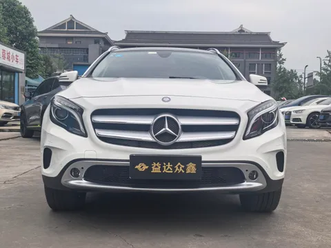Mercedes-Benz Mercedes-Benz GLA