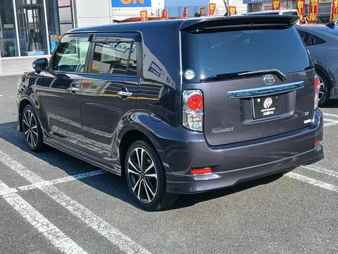 Toyota Corolla Rumion