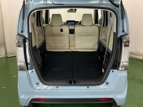Honda N-BOX Slash