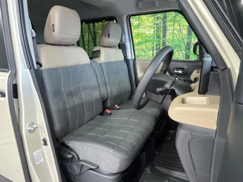 Mitsubishi Delica Mini