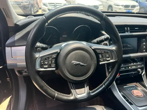 Jaguar XFL