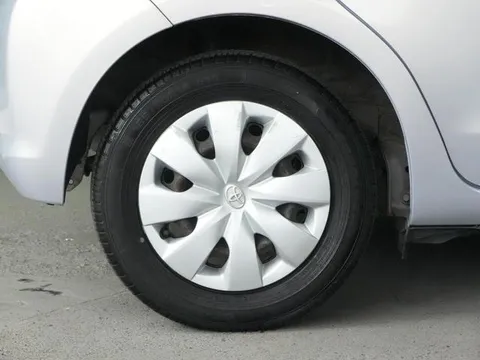 Toyota Yaris (Vitz)