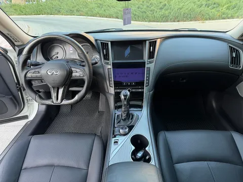 Infiniti Q50L