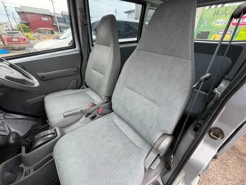 Mitsubishi Minicab Van