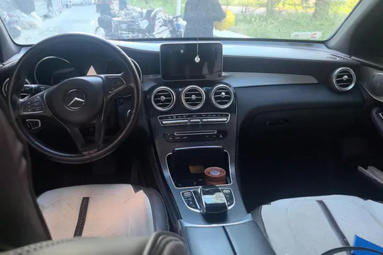 Mercedes-Benz Mercedes-Benz GLC