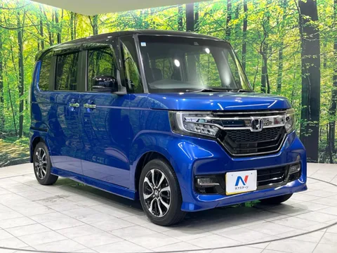 Honda N-BOX Custom