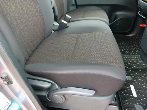 Mitsubishi eK X Space