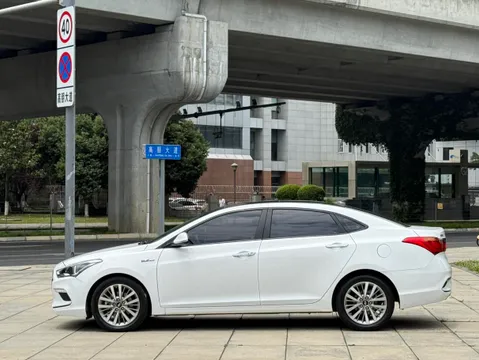 Hyundai Mistra