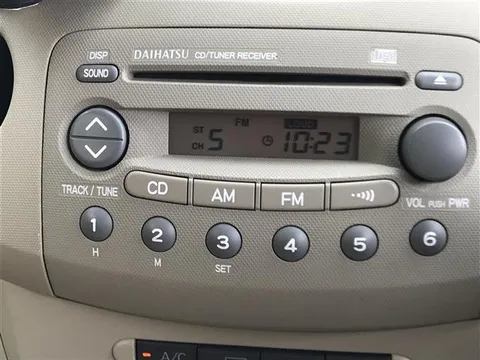 Daihatsu Esse
