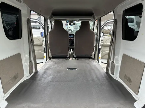 Nissan Clipper