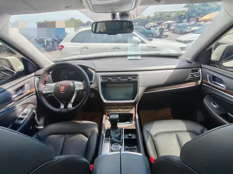 Roewe RX8