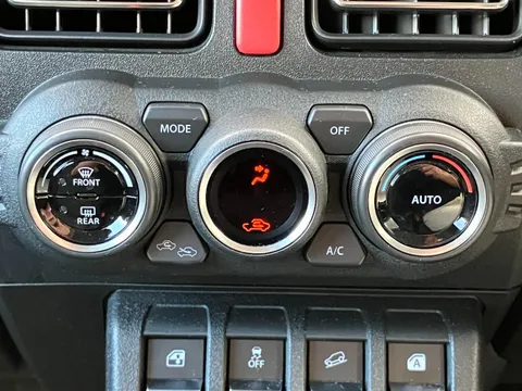 Suzuki Jimny Sierra