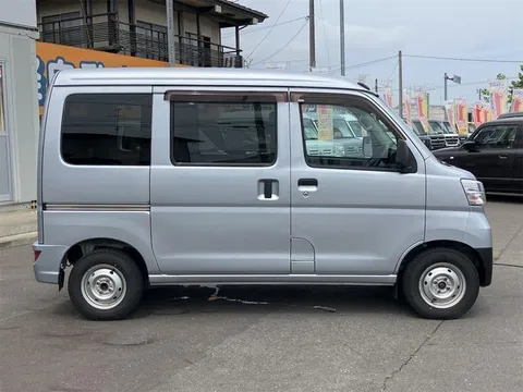 Daihatsu Hijet Cargo