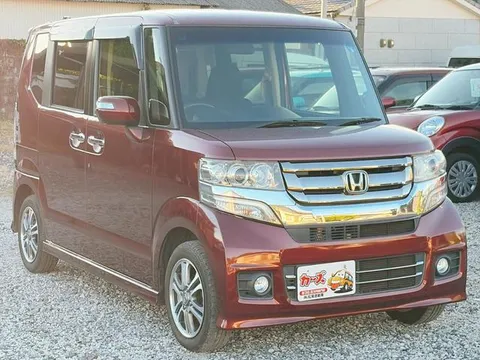 Honda N-BOX Custom