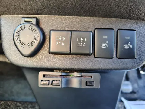 Daihatsu Mira Tocot