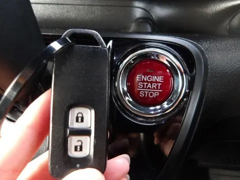 Honda N-BOX Slash