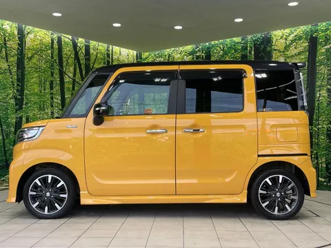 Suzuki Spacia Custom