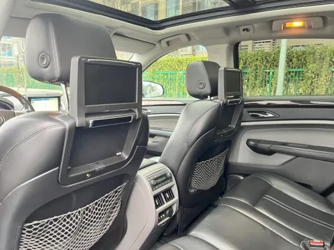 Cadillac SRX