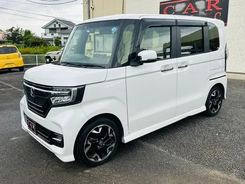 Honda N-BOX Custom