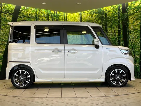 Suzuki Spacia Custom