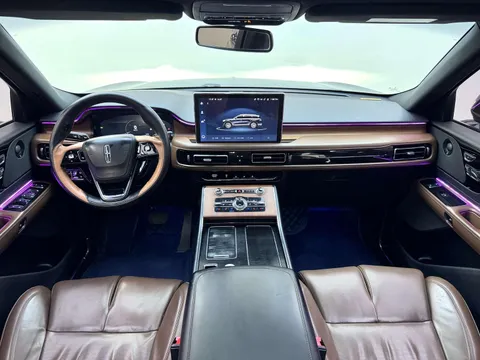 Lincoln Aviator