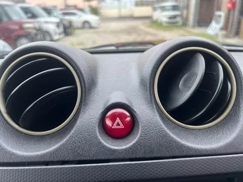Nissan KIX