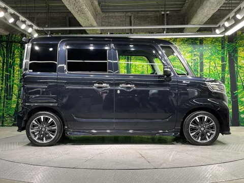 Suzuki Spacia Custom
