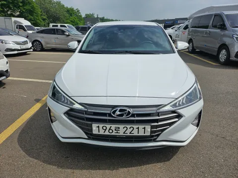 Hyundai Elantra (Avante)