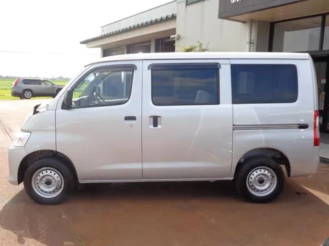 Toyota TownAce Van