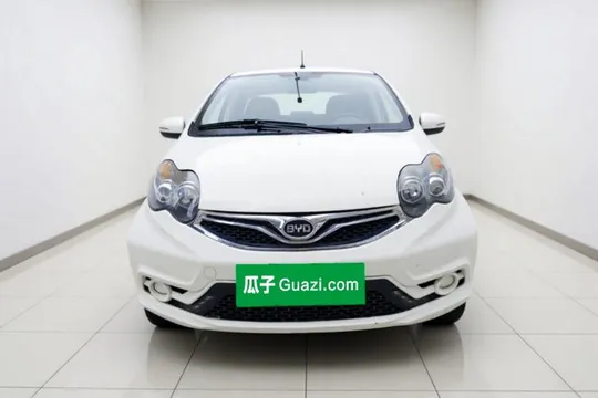 BYD F0