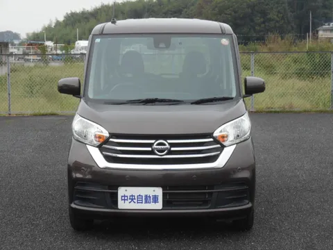 Nissan Dayz Roox