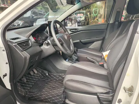 Baojun 310