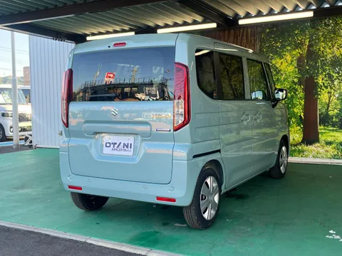 Suzuki Spacia