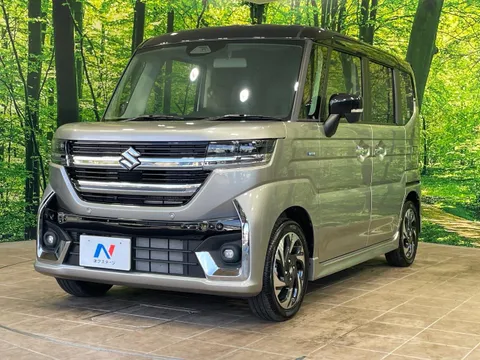 Suzuki Spacia Custom